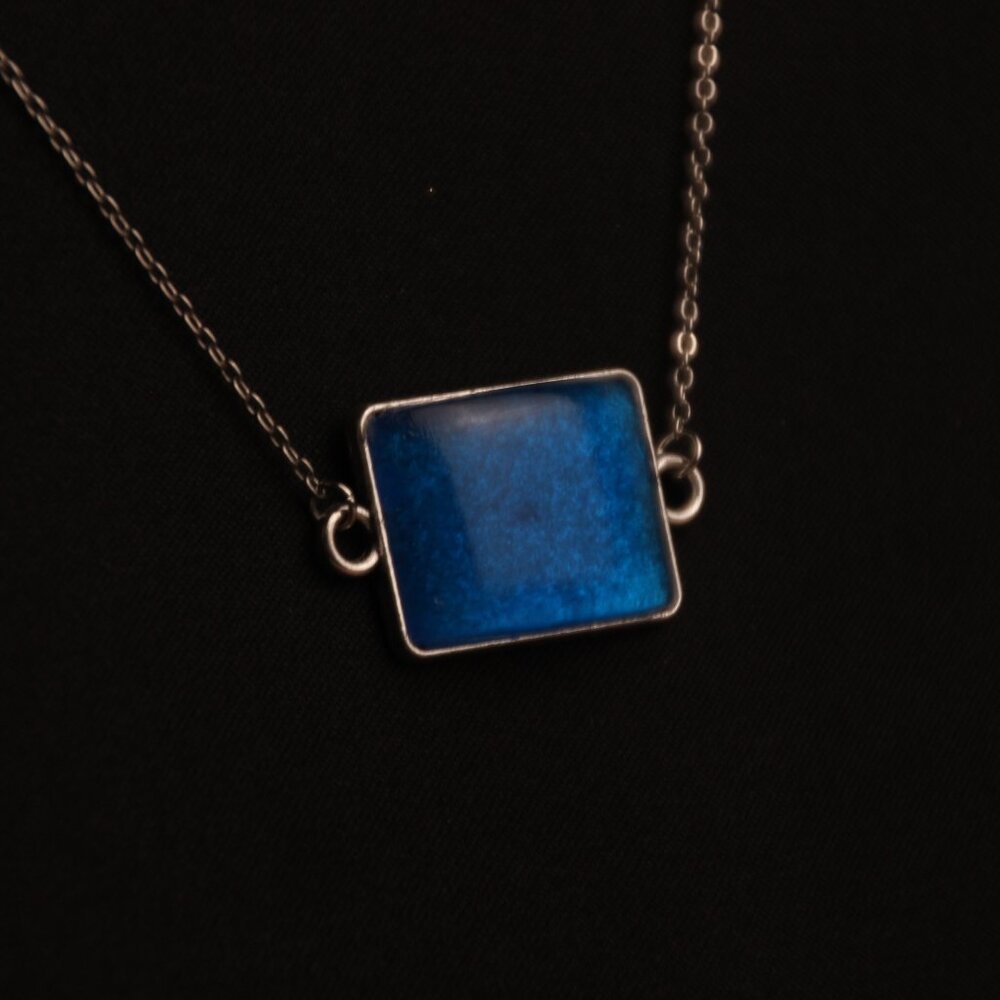Hand Crafted Epoxy Blue Cube Pandant necklace - Picture 5 of 9